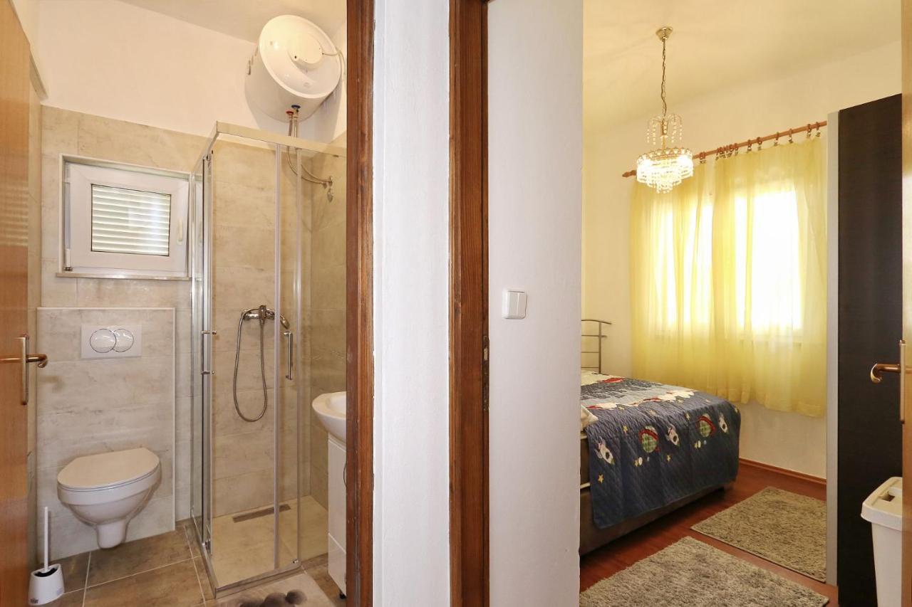 Apartments Ivan Вир Екстериор снимка